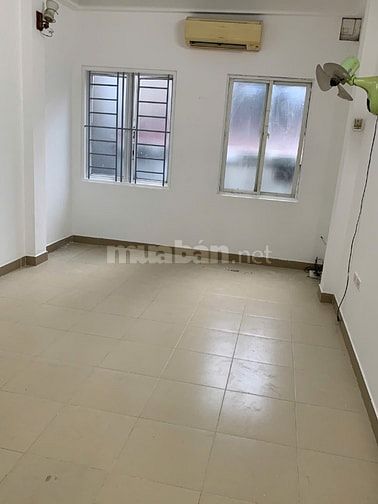 Chính chủ cho thuê nhà nguyên căn ngõ Lương Sử C, Đống Đa, Hà Nội
