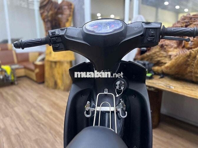 Yamaha Sirius 115Fi dàn áo liền lạc, máy móc zin