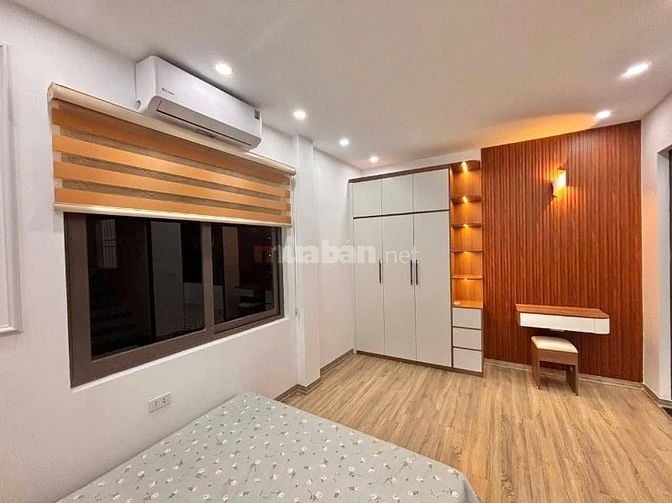 Bán Nhà Phố Cổ, Thọ Lão, Hai Bà Trưng 30m, 5 tầng, mt 4m, giá 8.6 tỷ.