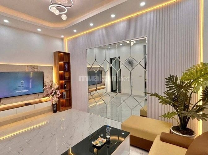 Bán Nhà Phố Cổ, Thọ Lão, Hai Bà Trưng 30m, 5 tầng, mt 4m, giá 8.6 tỷ.