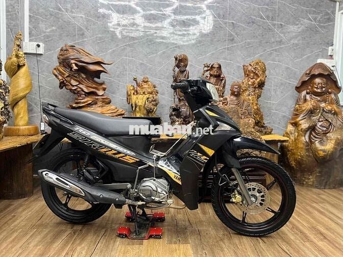 Yamaha Sirius 115Fi dàn áo liền lạc, máy móc zin
