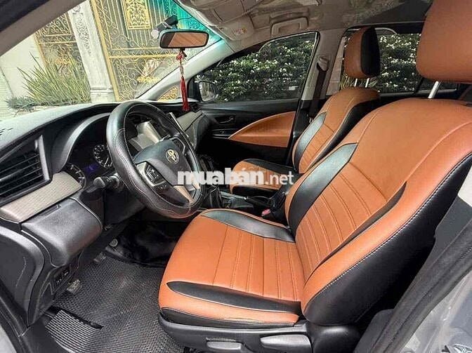 Toyota Innova 2016 Số sàn Bạc