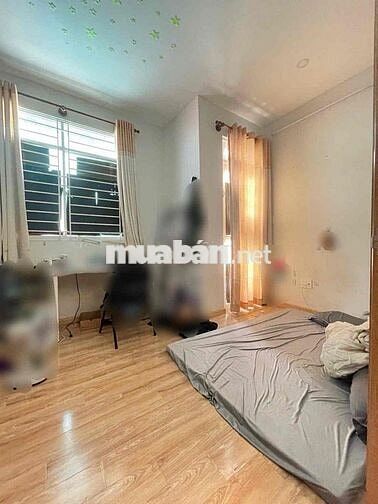 Chủ gửi căn nhà ở quận 10 đường Nguyễn Tiểu La giá 5.1 Tỷ 4.5x8m 4 tần