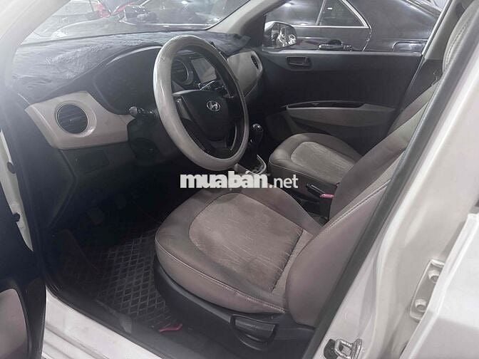 Hyundai Grand i10 Trắng 5 chỗ 2017