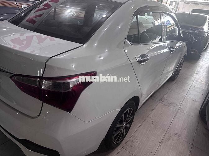 Hyundai Grand i10 Trắng 5 chỗ 2017