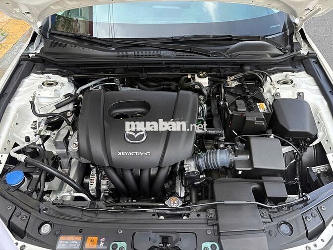 Mazda Mazda 3 Deluxe 2022 Trắng 30.000 km