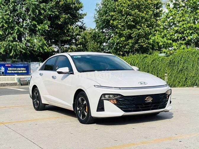 Hyundai Accent 2024 1.5 Đặc biệt Trắng 18.000 km
