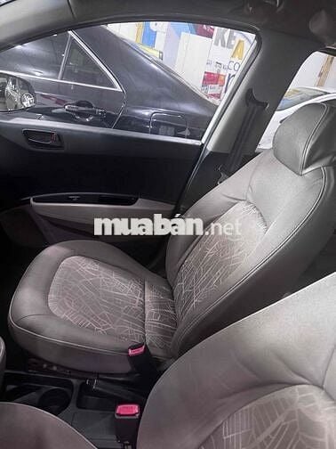Hyundai Grand i10 Trắng 5 chỗ 2017
