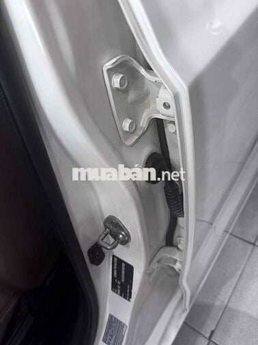 Hyundai Grand i10 Trắng 5 chỗ 2017