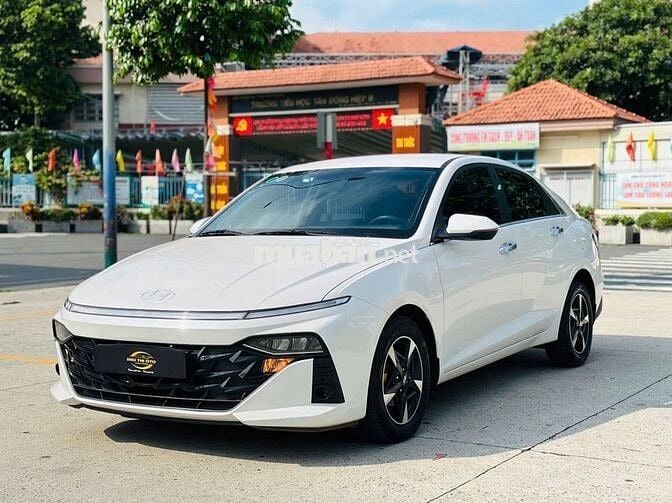 Hyundai Accent 2024 1.5 Đặc biệt Trắng 18.000 km