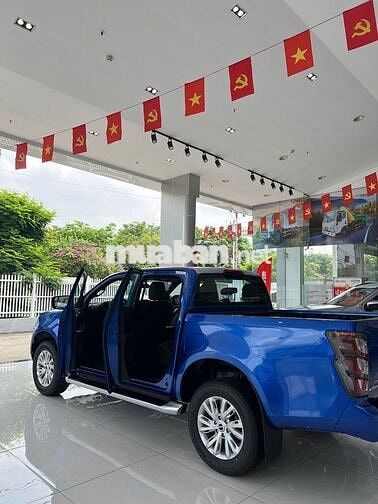 XE BÁN TẢI Isuzu DMAX 2025
