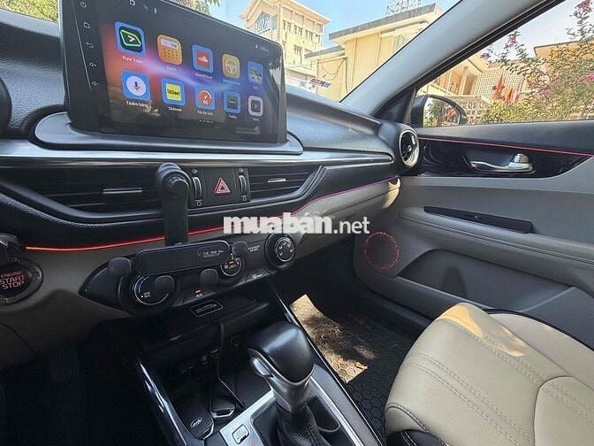 Kia Cerato 2021 Tự động Trắng