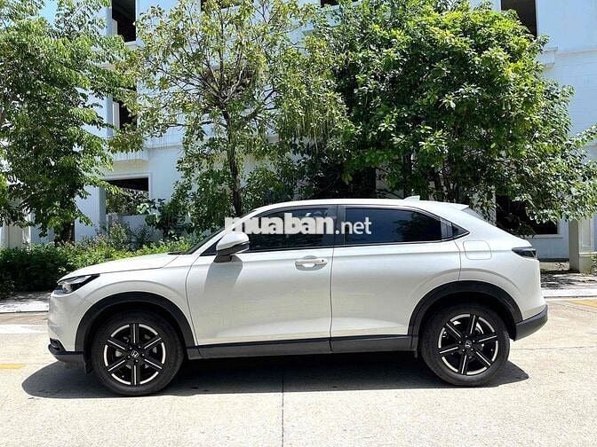 Honda HRV L 1.5 AT sản xuất 2025 siêu lướt