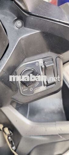 Honda Vario 150 2021 khóa từ 