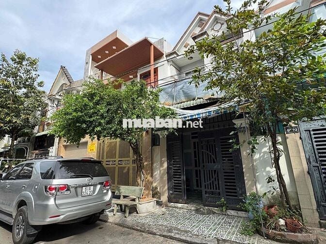 CC Cho Thuê Nhà Ngay Ngã Tư Chiêu Liêu 4x15m - 2 Tầng - 1/8 nhận nhà