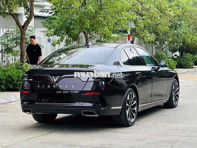 VinFast Lux A 2.0 AT Premium sản xuất 2021