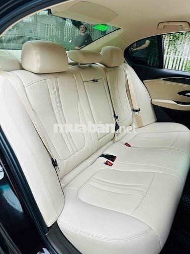 VinFast Lux A 2.0 AT Premium sản xuất 2021