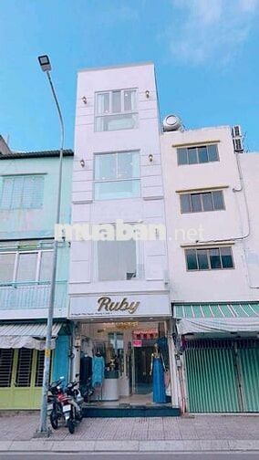 cho thuê mặt bằng tầng trệt  2mặt tiền c