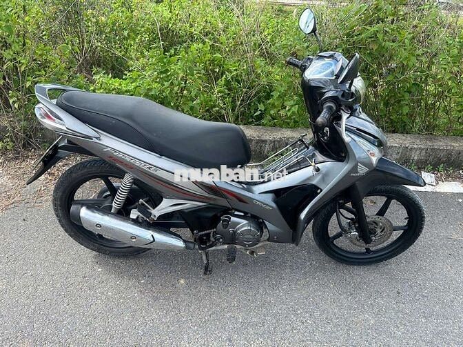 Honda Future 125 Xám đen đã sử dụng