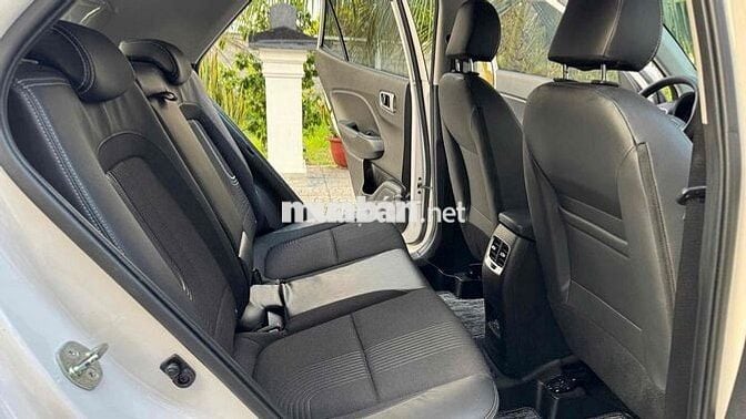 Hyundai Venue 2024 1.0 T-GDi Đặc Biệt Trắng