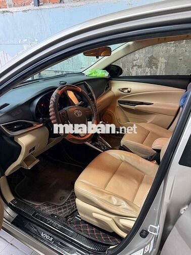 Toyota Vios Số tự động 42.352 km Vàng cát
