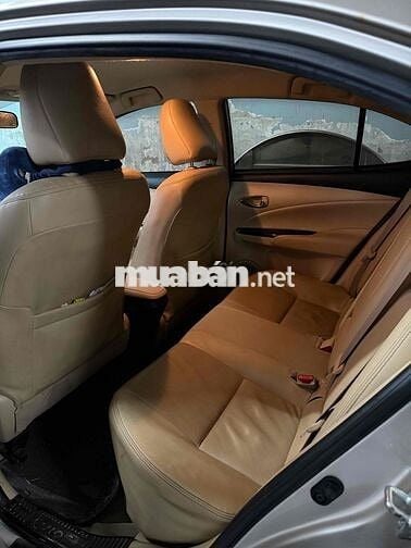 Toyota Vios Số tự động 42.352 km Vàng cát