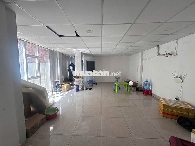 NHÀ NGUYÊN CĂN ĐƯỜNG ĐỒNG NAI, DT 5,5X18M , TRỆT 3 LẦU
