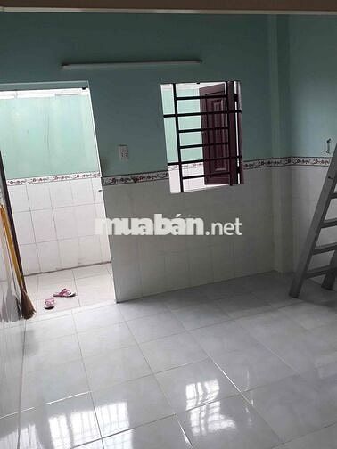 Phòng trọ quận 4 gần ĐH Nguyễn Tất Thành