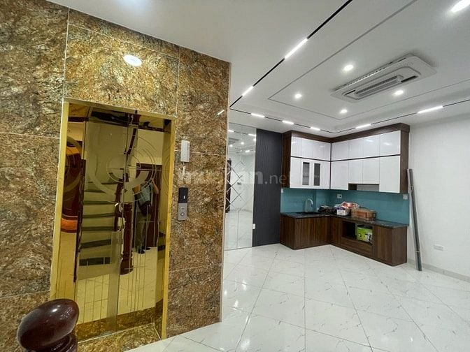 Chính chủ cần bán nhà ngõ 97 Thái Thịnh 35mx6 tầng, thang máy, vào ở l
