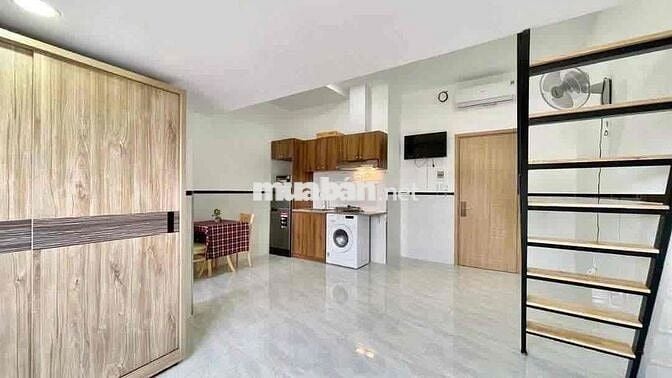 KHAI TRƯƠNG PHÒNG MỚI - ĐI BỘ ĐẠI HỌC HUFLIT - NGÃ TƯ LÊ THỊ HÀ