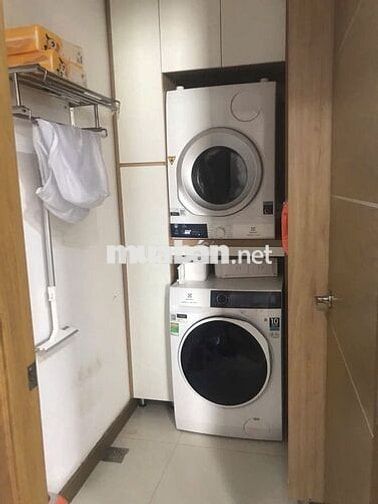 Cho thuê Gấp căn hộ GRAND RIVERSIDE, 50m2, 1pn, 1wc, giá chỉ 15tr 