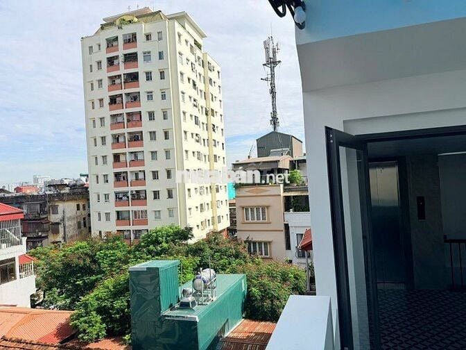 Ở ngay , nhà đẹp thoáng sáng - 32m2 x 6T . TT Ba Đình . Pháp lý sạch 