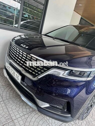 Kia Carnival Premium 8 chỗ Xanh 19000 km