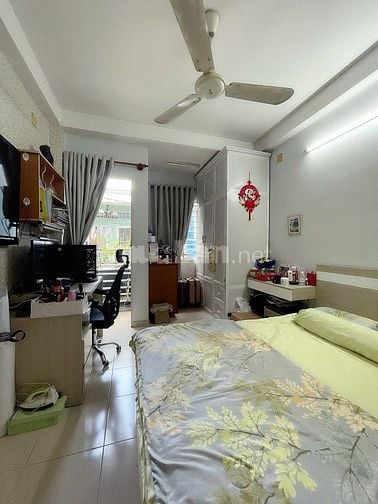 BÁN NHÀ HẺM 5 MÉT CÁCH MẠNG THÁNG 8 TÂN BÌNH