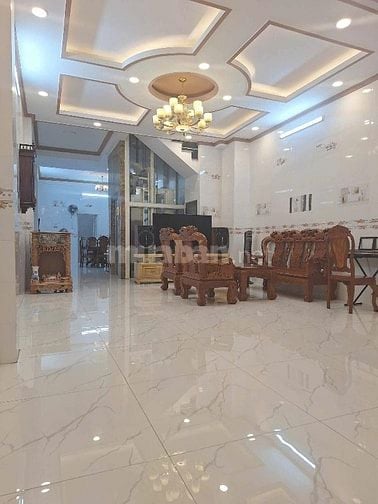 Nhà cho thuê 5x24 mặt tiền Phạm Thế Hiển Q8