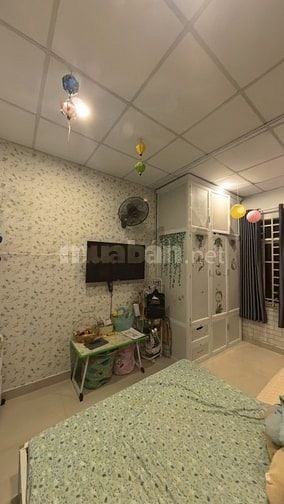 BÁN NHÀ HẺM 5 MÉT CÁCH MẠNG THÁNG 8 TÂN BÌNH