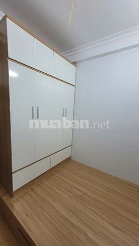 Cho thuê nhà nguyên căn 5 tầng ở ngõ Hòa Bình 7