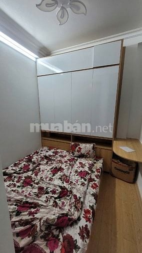 Cho thuê nhà nguyên căn 5 tầng ở ngõ Hòa Bình 7