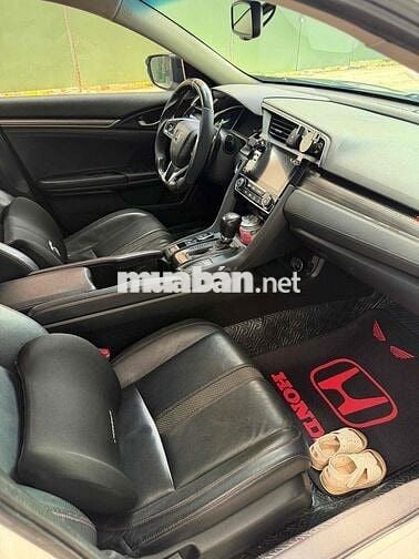 Honda Civic RS 1.5 Turbo 2021 Trắng Tự động
