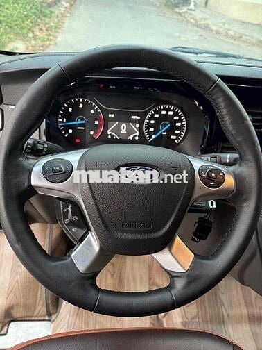Ford Transit 2024 Trắng 32.000 km
