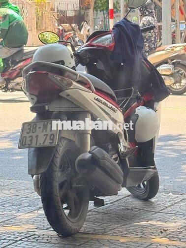 Honda Air Blade 2011 Trắng Đỏ