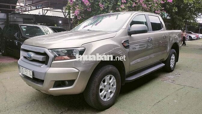 Ford Ranger 2017 1 cầu số tự động Vàng cát