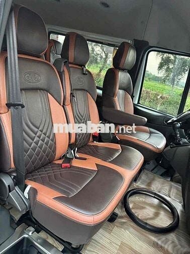 Ford Transit 2024 Trắng 32.000 km