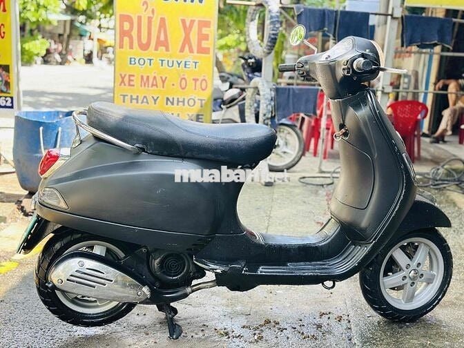 Piaggio Vespa LX 125CC 2010 Đen