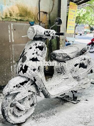 Piaggio Vespa LX 125CC 2010 Đen
