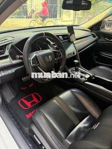 Honda Civic RS 1.5 Turbo 2021 Trắng Tự động