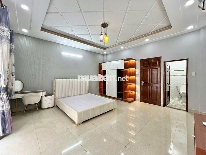 🔥 PHÒNG BAN CÔNG 30M2 SIÊU RỘNG RÃI NGAY QUANG TRUNG