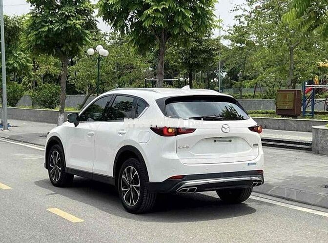 Mazda CX-5 Trắng Xe mới 100%