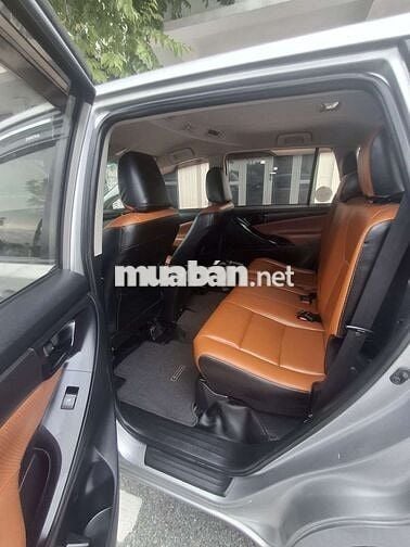Toyota Innova 2017 Bạc