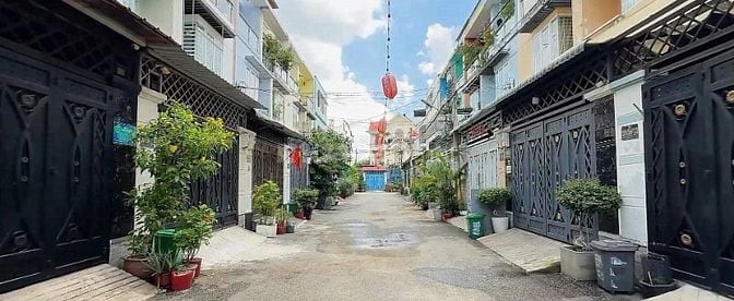 Nhà phố Vạn Xuân, xây đồng bộ,đường ô tô, đậu xe trước nhà, vào ở ngay